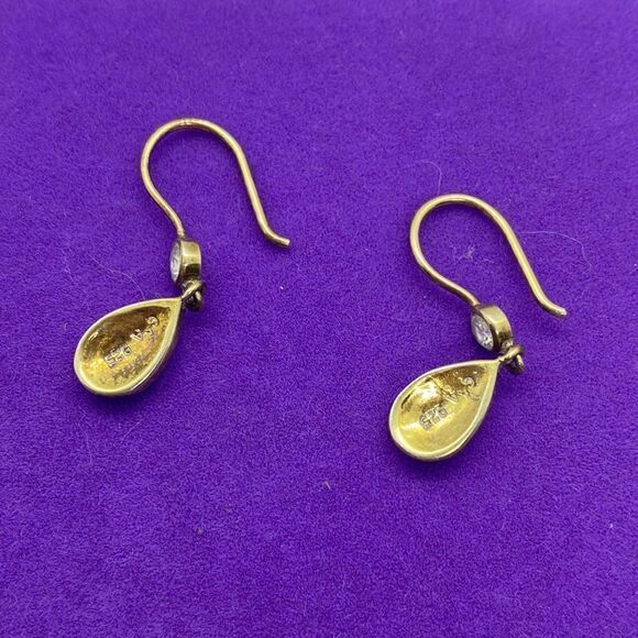 💛 925 Gold Plated Crystal Drop Earrings - Picture 3 of 3